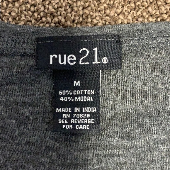 Top - Picture 2 of 3